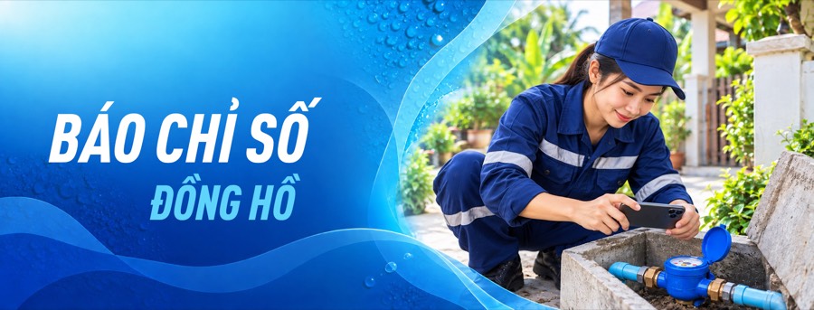 Người dùng chụp ảnh chỉ số đồng hồ nước bằng điện thoại.